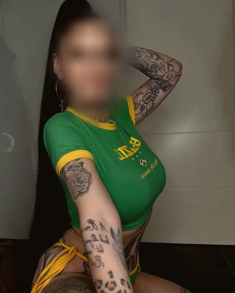 Maike, 34